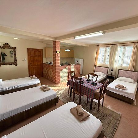 Shkodra Guest House 2 외부 사진