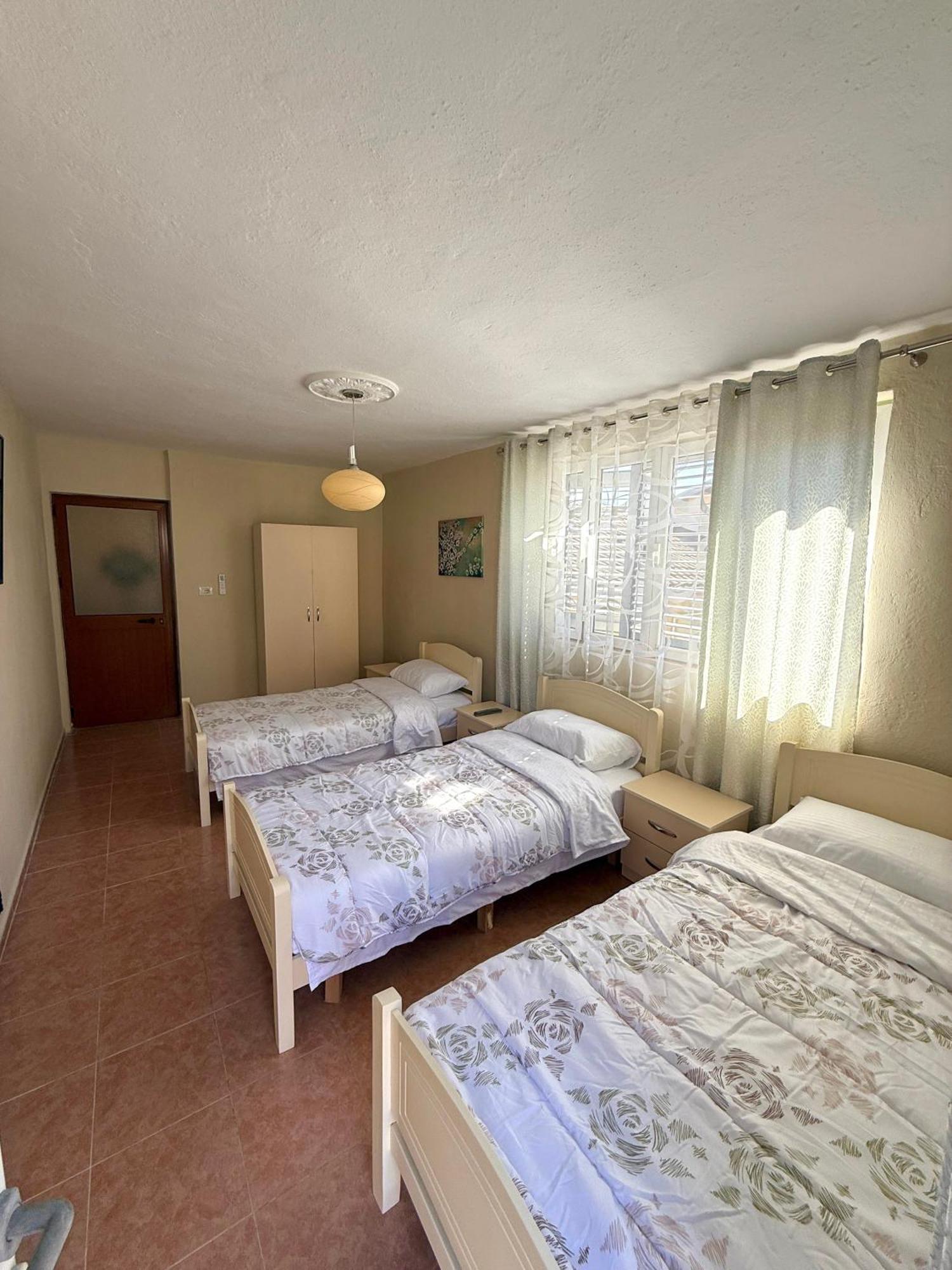 Shkodra Guest House 2 외부 사진