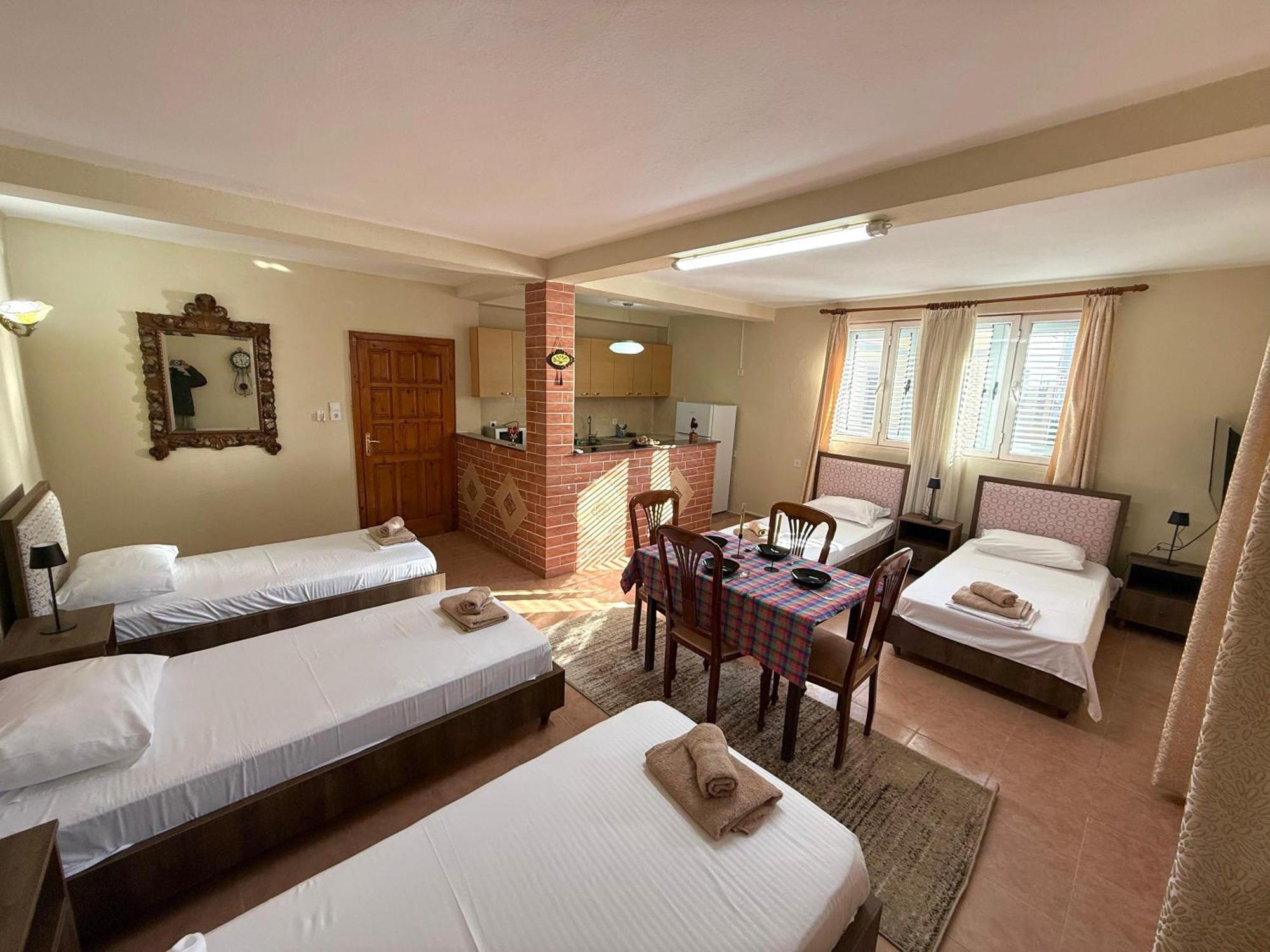 Shkodra Guest House 2 외부 사진
