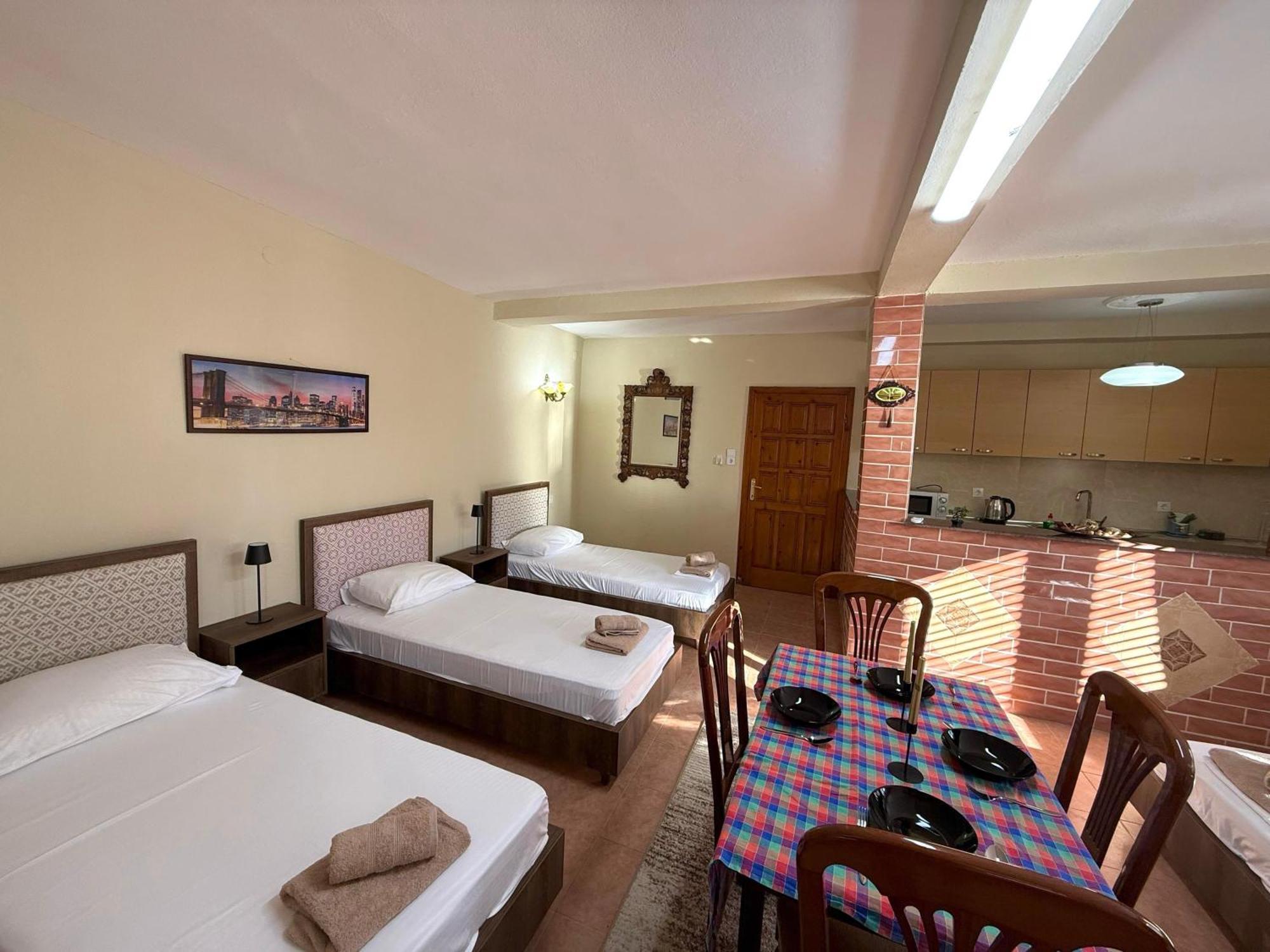 Shkodra Guest House 2 외부 사진