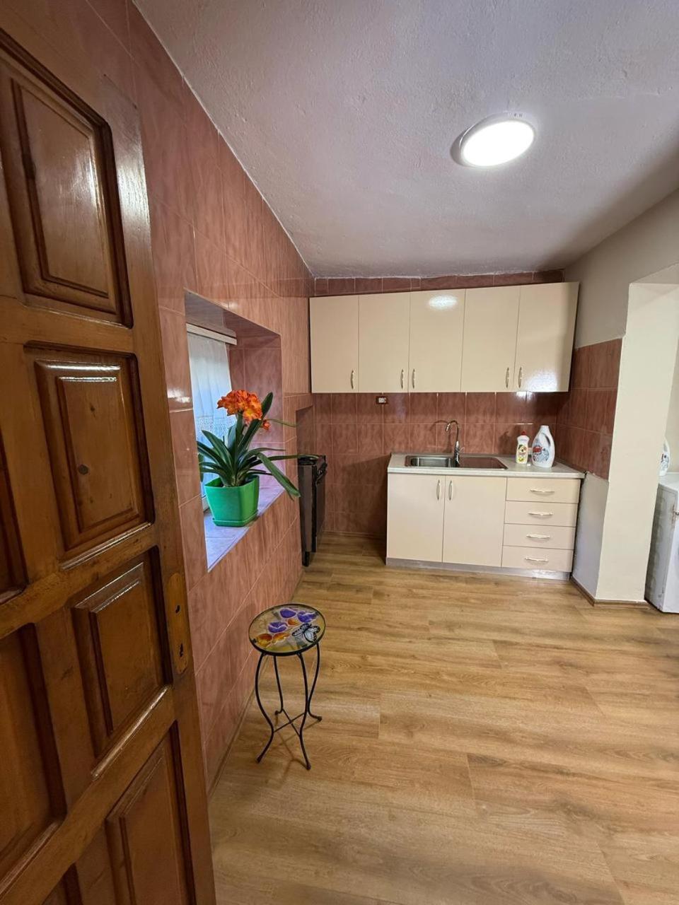 Shkodra Guest House 2 외부 사진